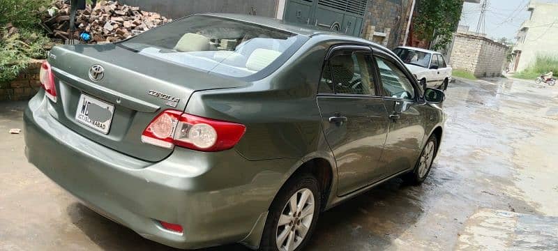 Toyota Corolla GLI 2012 3