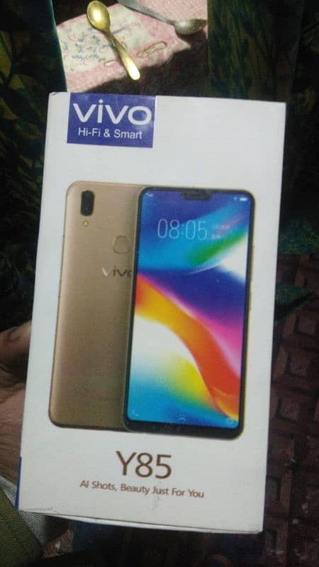 vivo y85 4/64  10/9 condition 5