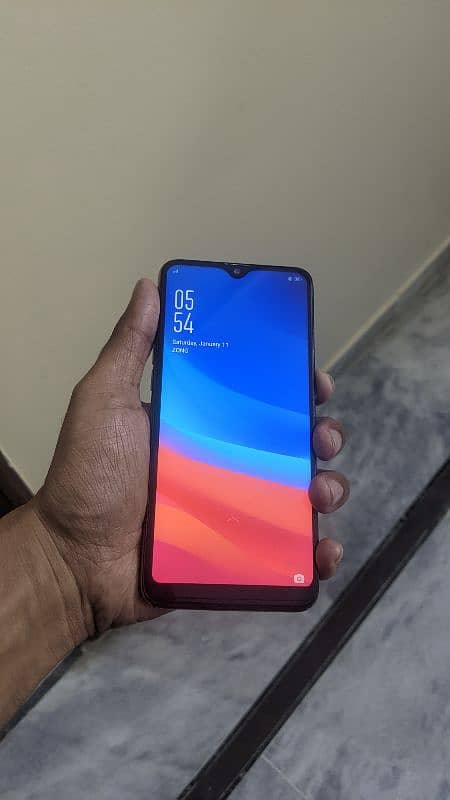 Oppo F9 Pro 1