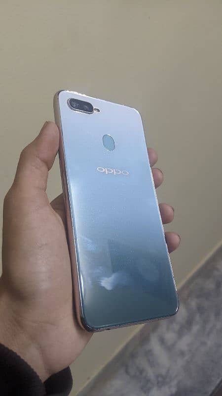 Oppo F9 Pro 5