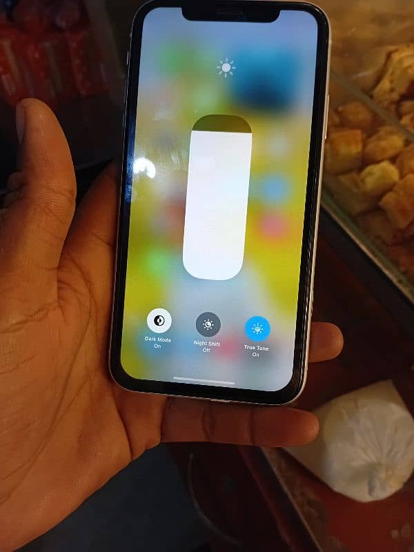 iphone XR 0