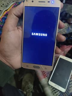 Samsung Galaxy J7 prime 2/16