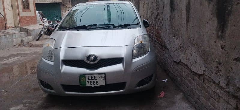 Toyota Vitz 2012 0