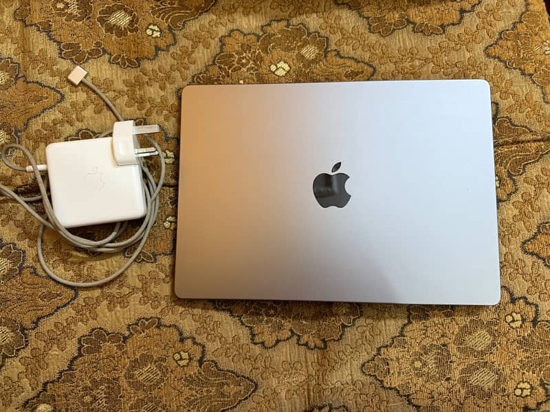 Macbook Pro 14’’ 16GB/1TB M1 Pro Space Grey 0