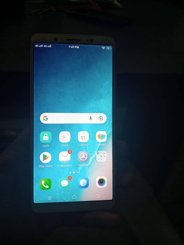 vivo v7 plus for sale 4/64 1