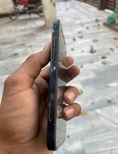 IPhone 12 (64GB)