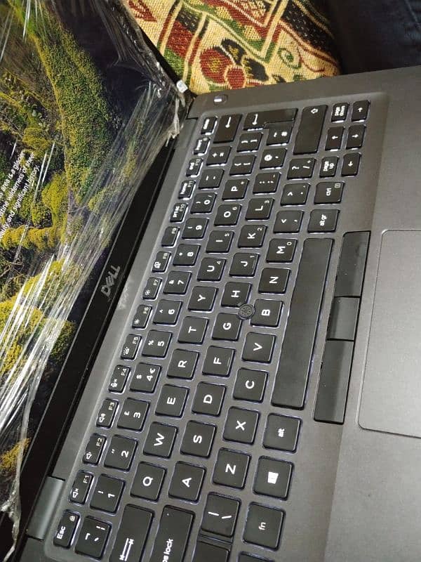 Dell Latitude 5400 (Brand new] 100% ok 1