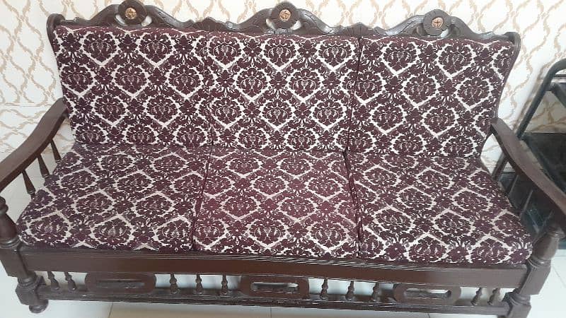 5 seater sofa set for sale with molty foam gadi v good condition 3