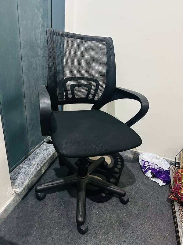 Office Chair 10/10 Condition 1