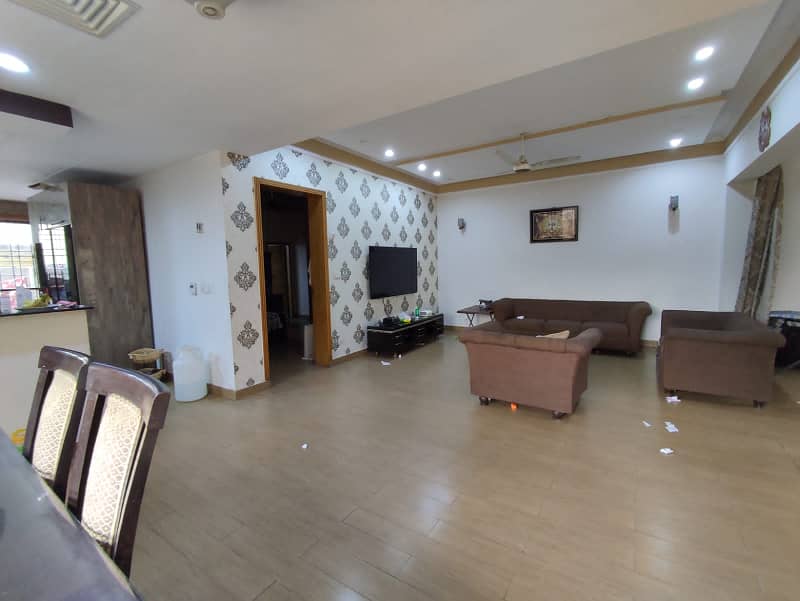 10 Marla House In Bahria Town Lahore For Rent 5