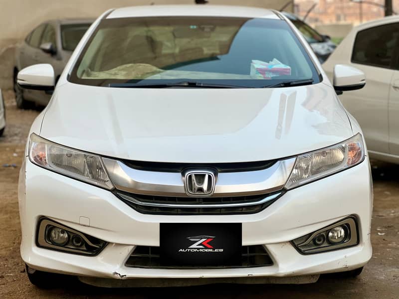 Honda Grace Hybrid 2015/19 1