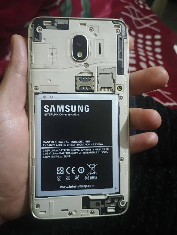 Samsung j4 used mobile 0