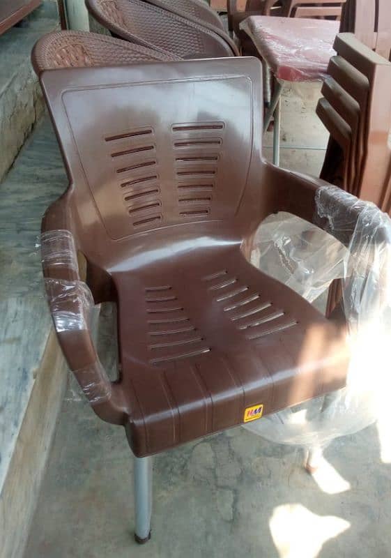 Plastic chairs. . . whole sell price. . . 03369178946 7