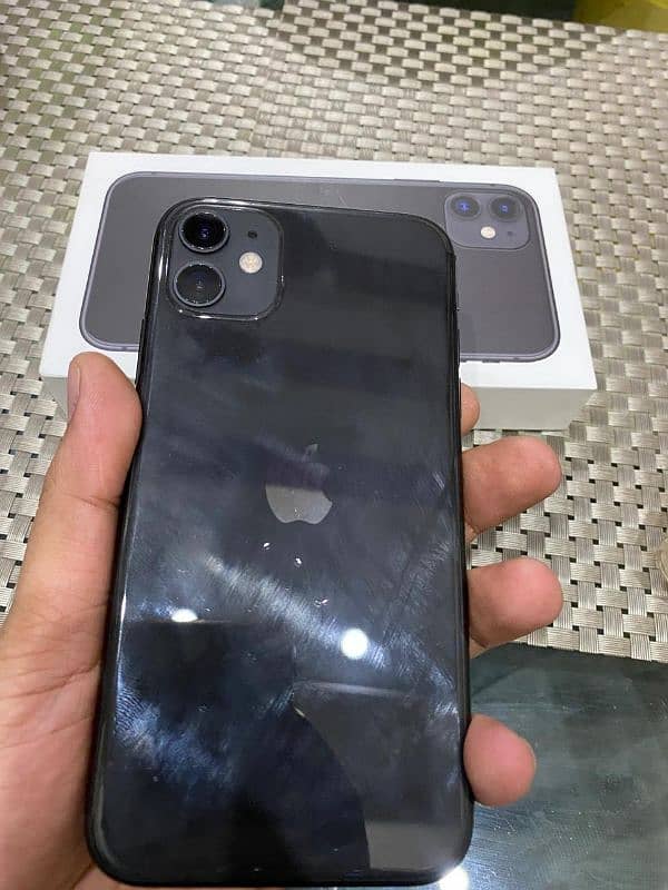 Apple iphone 11 black color Sim time available 1