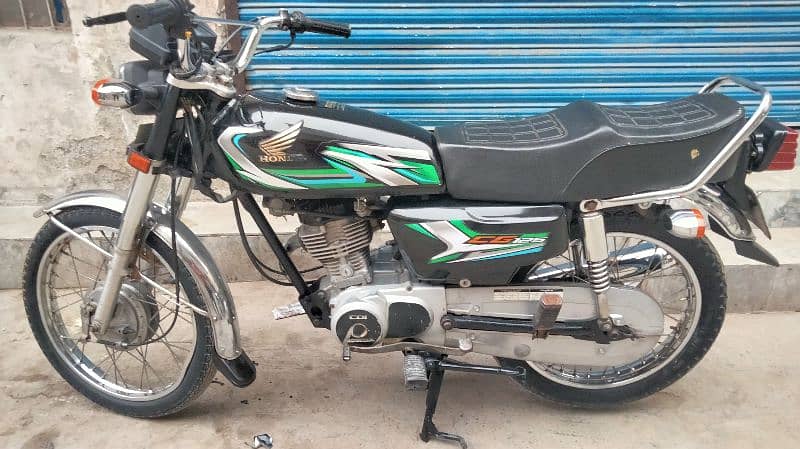 HONDA CG 125 2016 golden number 3