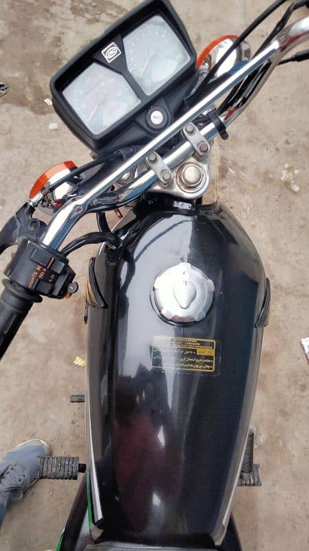 HONDA CG 125 2016 golden number 5