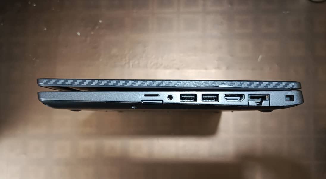 Dell Latitude-5400 (Core i-5 8th Gen) 6