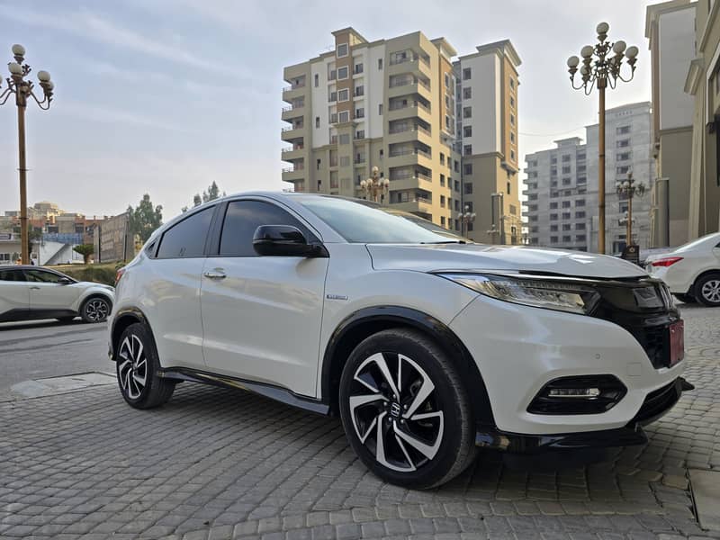 Honda Vezel Hybrid RS Honda Sensing 2020 10