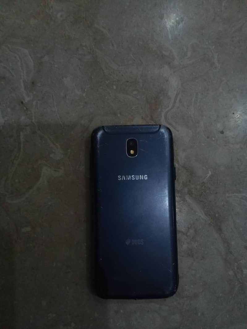 Samsung j7 pro 1