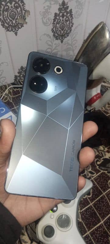 tecno camon 20 pro 8/256 contact 03049098944 0