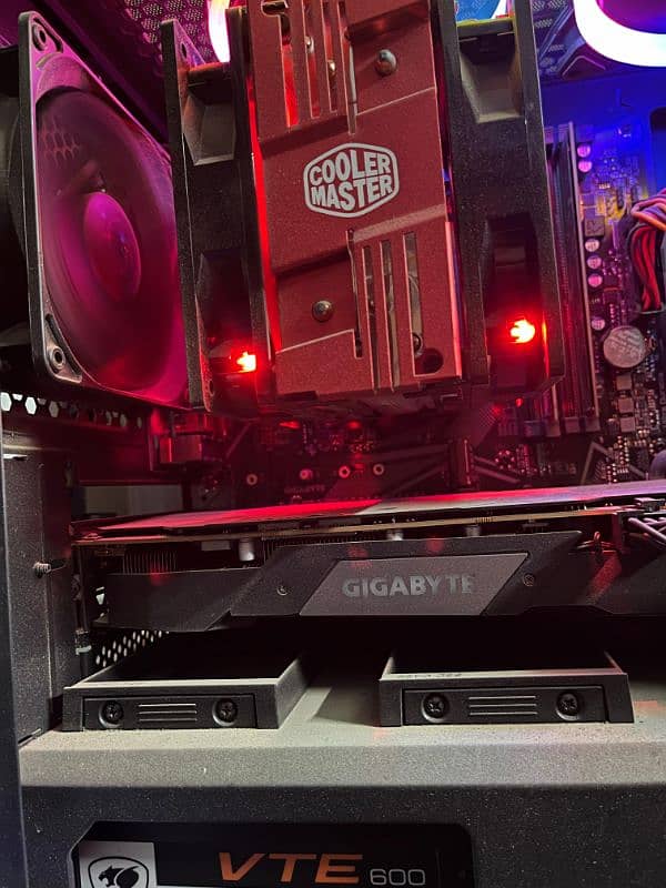 AMD RYZEN top gaming pc setup complete with 24inch borderless read. . 3