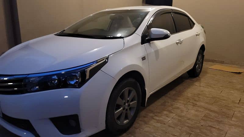 Toyota Altis Grande 2016 3