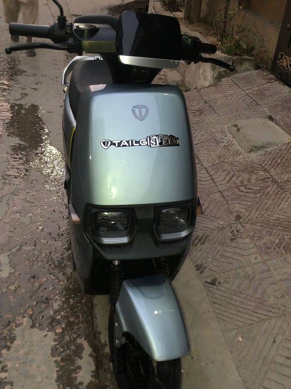 Hi speed Tail G company Scootey new just 2month used Urgent sale 3