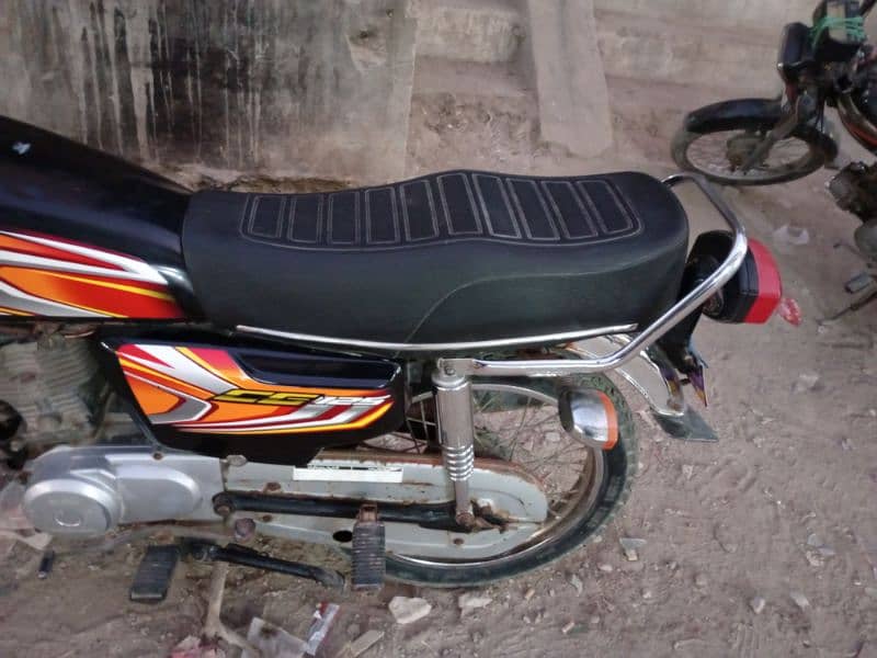 Honda cg125 2022 karachi 6