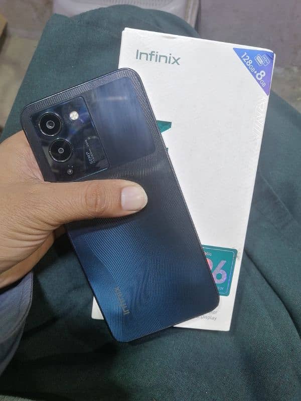 03456211300 infinix note 12 128gb8+4gb ram box sath ha charger nhi ha 0