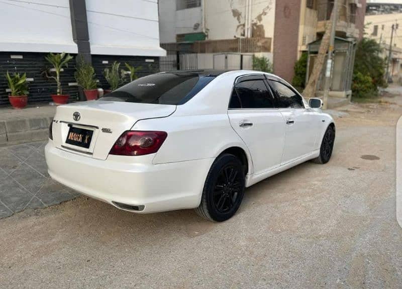 Toyota Mark X 2005 1