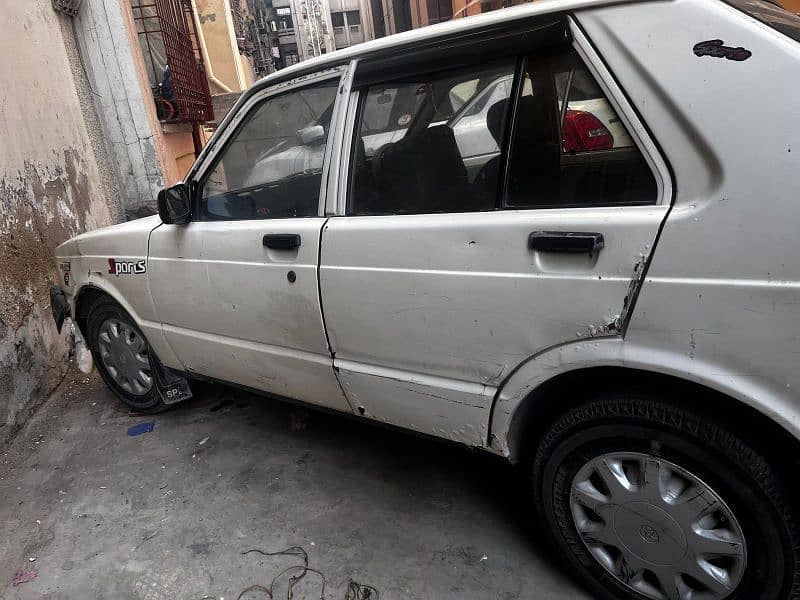 Toyota Starlet 1984 14