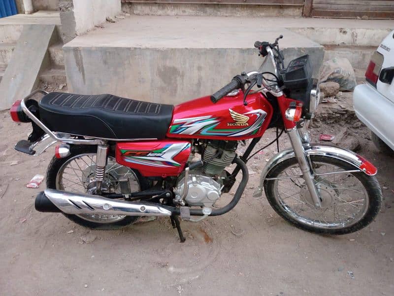 Honda 125 2023 4