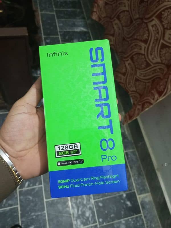 infinix smart 8 pro 8 /128 4