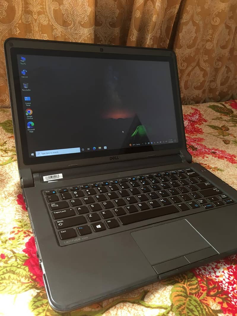 Dell latitude Core-i3 4th gen 3