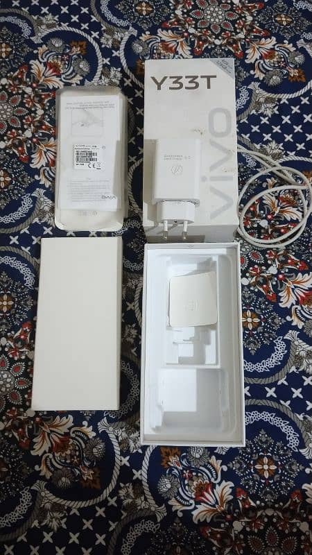 Vivo y33 T 8+4 GB Ram 128 GB complete box 10/10 Snapdragon 680 1