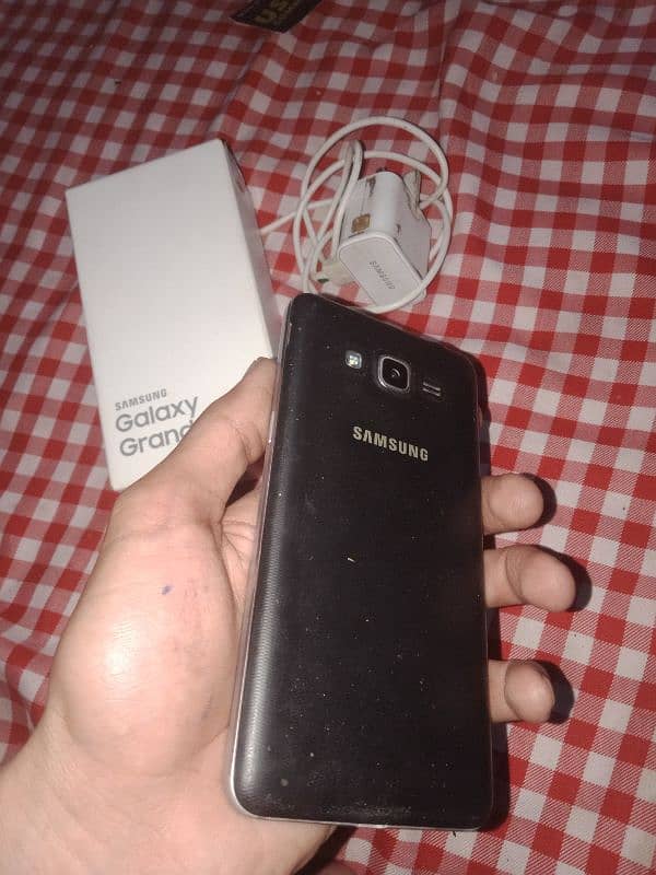 Samsung original box charger all ok serious buyer Whatsapp 03447382049 2