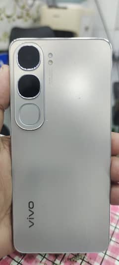 Vivo Y200