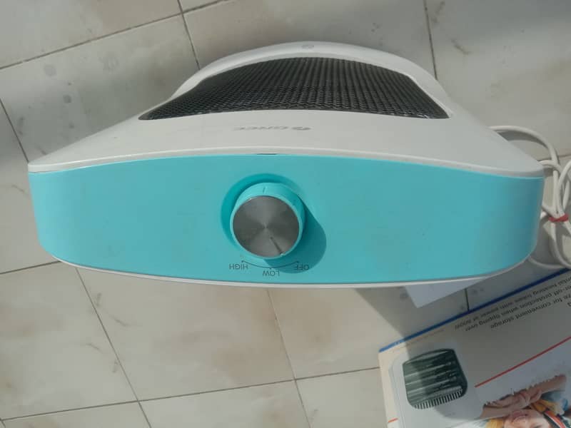 Gree Electric Heater 800 Watts 2