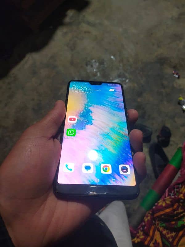 Huawei p20 pro 128 gb with original panel dual sim 6