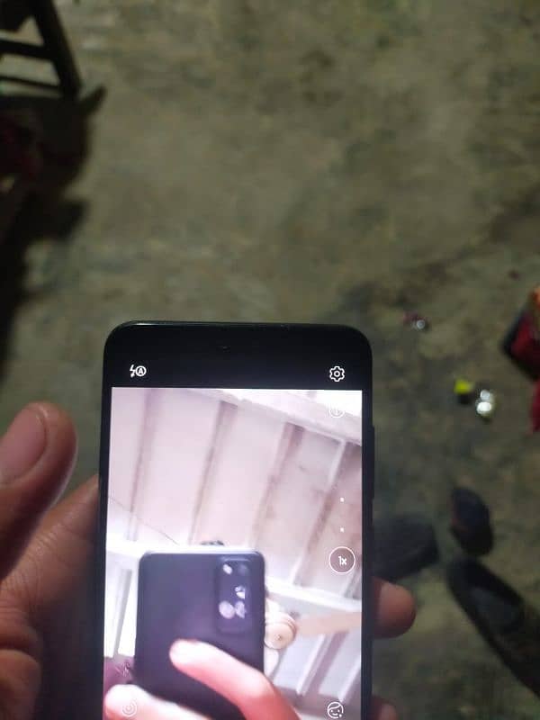 Huawei p20 pro 128 gb with original panel dual sim 8