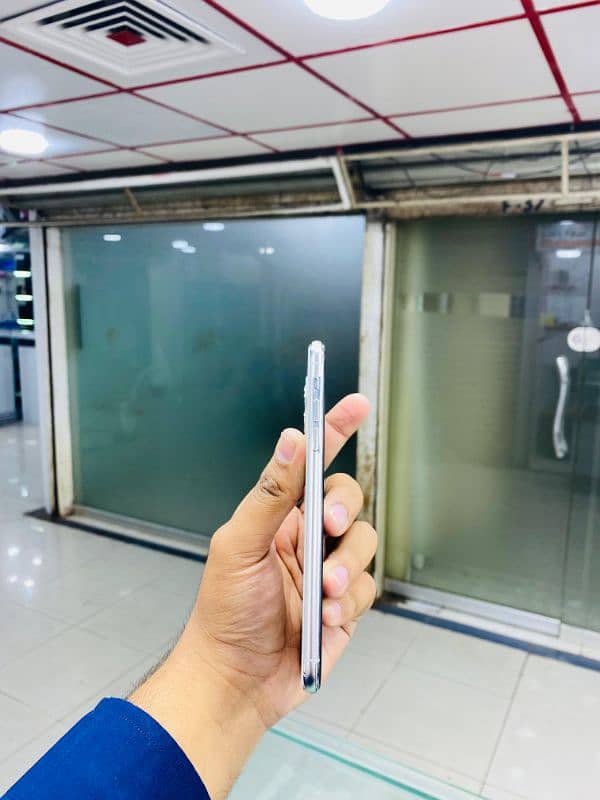 Iphone 11 Pro Max 2