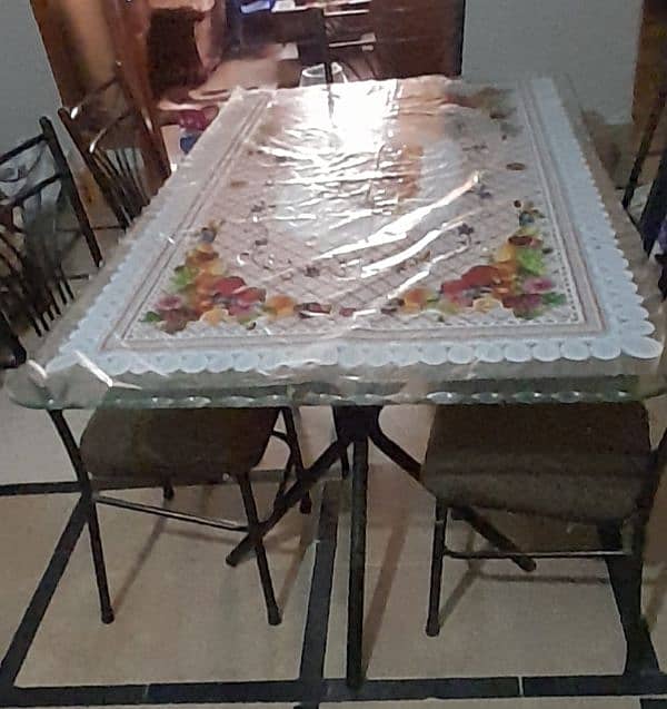 urgent sale iron dinning dining table with six chairs 5