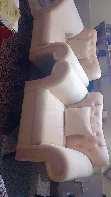 2 seater Sofa set 2