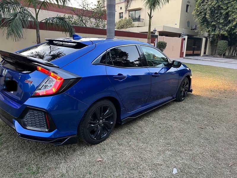 Honda Civic 2017 5