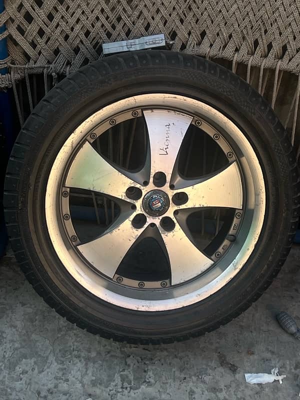 sports car alloy wheels 17” rims with 3 Tyre 4 Tre damge 0