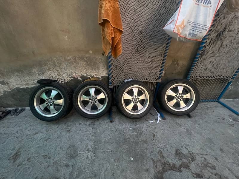 sports car alloy wheels 17” rims with 3 Tyre 4 Tre damge 3