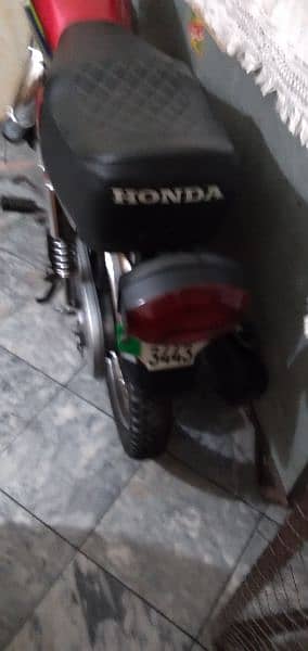 Honda CG 125 2017 model for sale 3