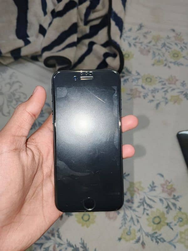 iphone 7 condition 10 10 ha genun ha original panel ha urgent sale 6