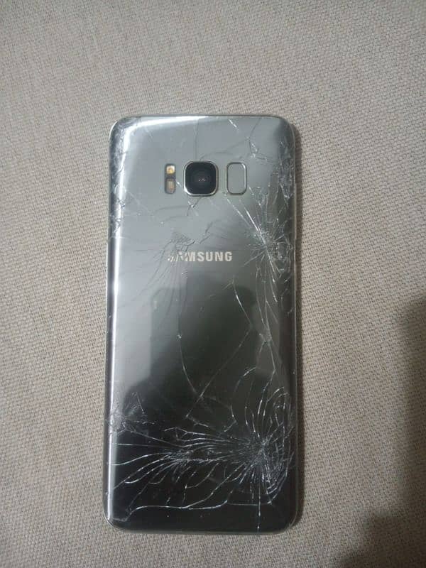 samsung s 8 mobile. . pannel damaged 6