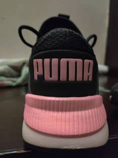 original PUMA pacer sneakers